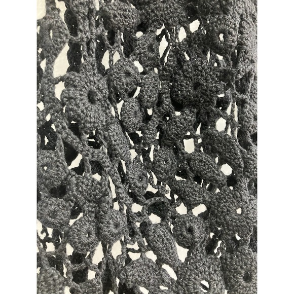 Crochet Floral Lace Sleeveless Vest Size M Black Eyelet Coquette Boho Goth - Picture 3 of 5